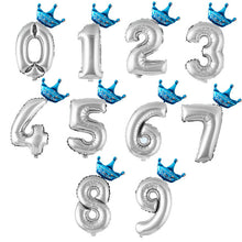 Load image into Gallery viewer, Gold Silver Crown Figure Balloons 32"