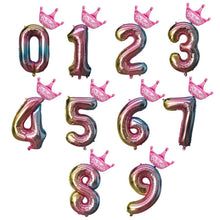 Load image into Gallery viewer, Gold Silver Crown Figure Balloons 32"