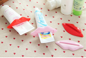 1pcs Creative Lip Toothpaste squeeze multi-purpose extrusion device Toothpaste gels cream lotion squeezer #708